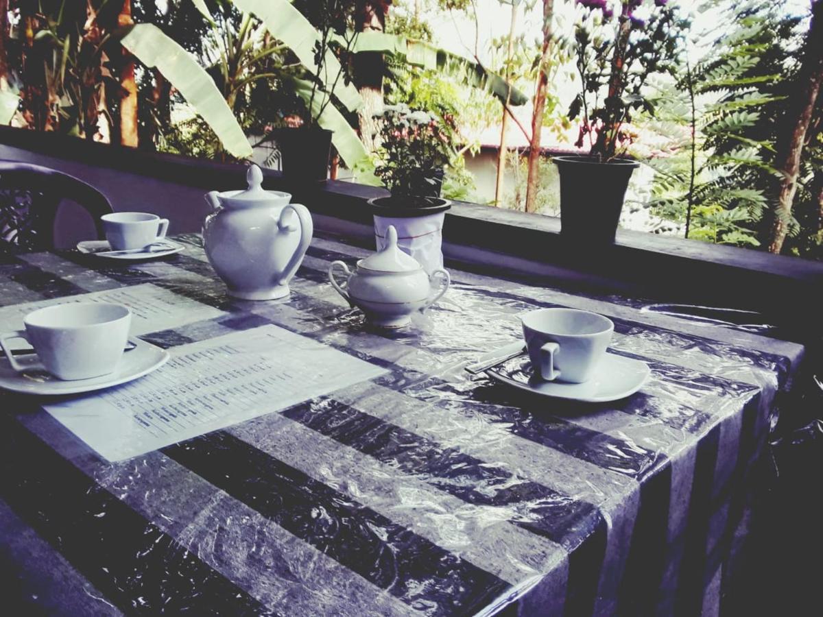 אלה Enthral View Homestay מראה חיצוני תמונה